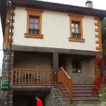 Casona Angliru 아파트 *